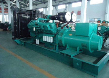 许昌800kw康明斯柴油发电机组